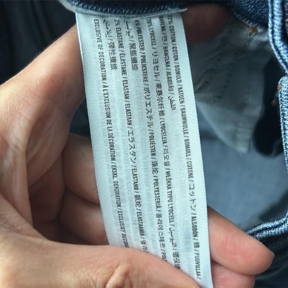 Abercrombie & Fits jeans,  size 25,  super sexy and comfortable jeans - Picture 7 of 9